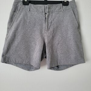 lululemon athletica Men's Heather Gray Shorts 5" Size 32